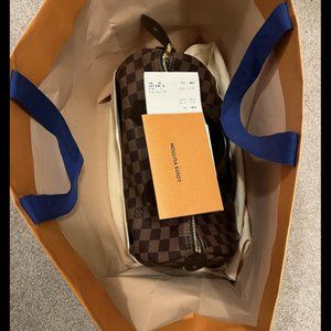 Louis Vuitton speedy damier ebene new been kept in collection